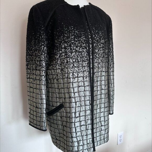 LL European extensively beaded sleeveless top, european sz 42, black knit - Picture 9 of 16